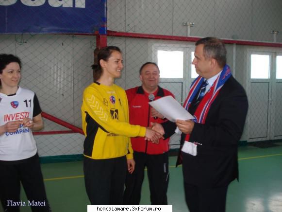 La multi ani,Flavia! - vineri,14 octombrie 2011, portarita - discutii despre echipa, antrenori, sponsori etc