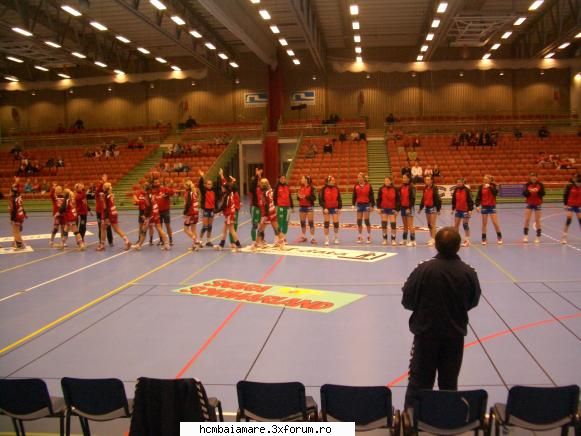 Poze ifk sk�vde- hcm - Echipa romana si cea suedeza - alte discutii